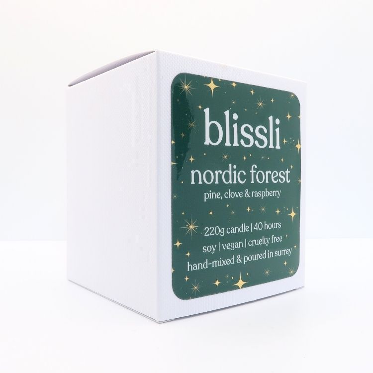 nordic forest – pine, clove & raspberry 220g soy candle